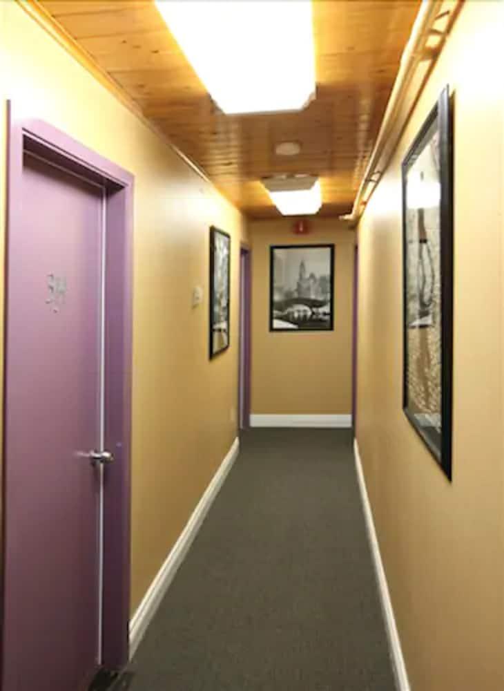 Anchorage Downtown Hotel Exterior photo
